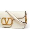 17889004_50943451_1000.jpg Valentino Garavani Locò leather shoulder bag