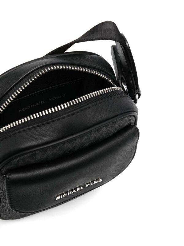 18125184_39613399_1000.jpg Michael Kors Hudson logo messenger bag