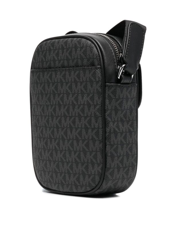 18125184_39615709_1000.jpg Michael Kors Hudson logo messenger bag