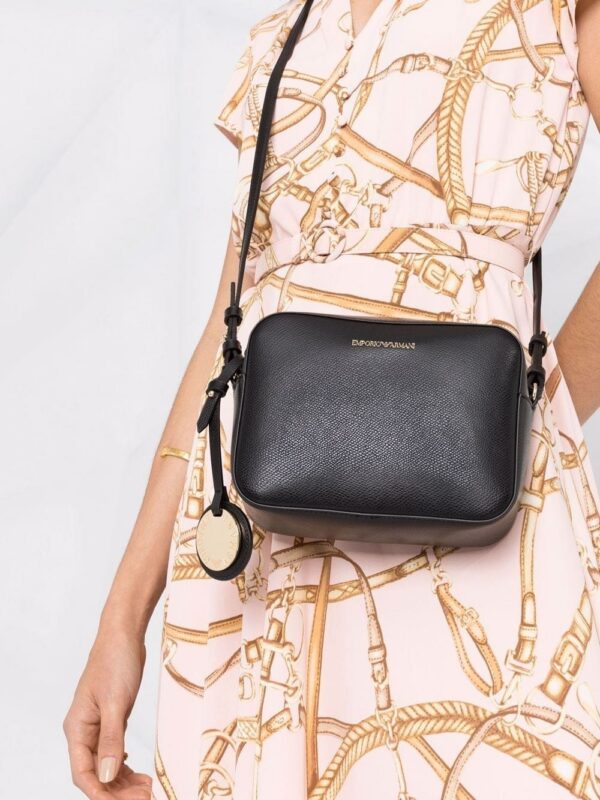 18143949_38748332_1000.jpg Emporio Armani embossed-logo crossbody bag