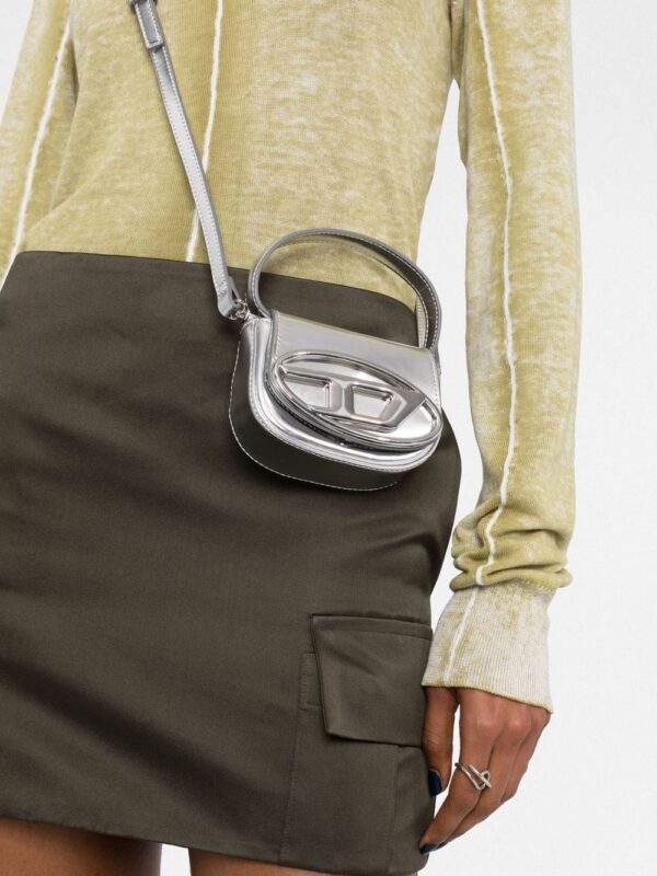18191945_40261323_1000.jpg Diesel 1DR XS-S metallic crossbody bag