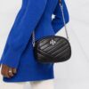 18518271_39836339_1000.jpg Tory Burch Kira chevron-quilted camera bag