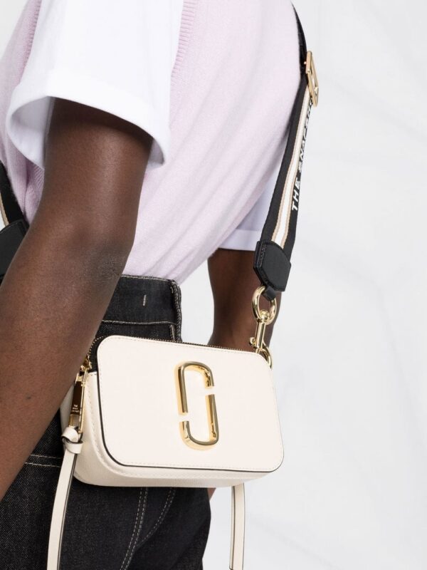 18538040_39969427_1000.jpg Marc Jacobs The Snapshot camera bag