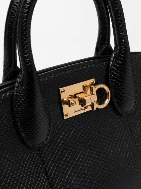 18579838_40238185_1000.jpg Ferragamo snakeskin-effect leather tote