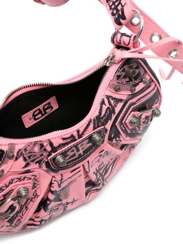 18942542_53758373_1000.jpg Balenciaga Le Cagole XS graffiti shoulder bag