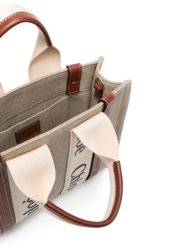19116147_41830659_1000.jpg Chloé logo-print tote bag