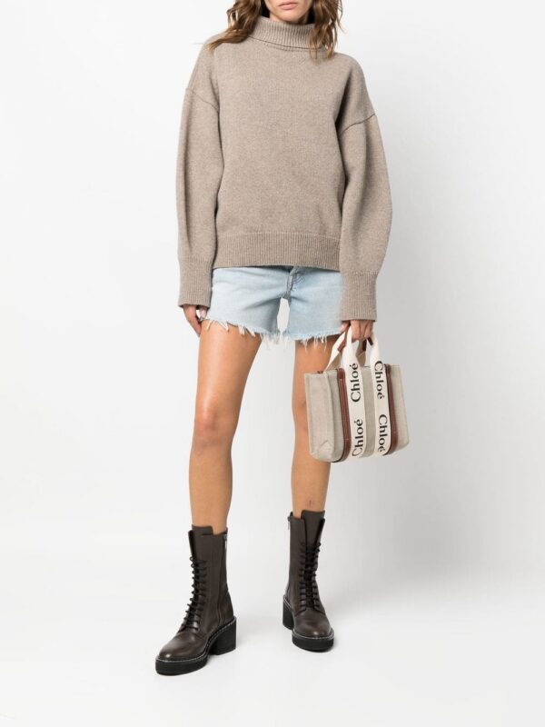 19116147_41831124_1000.jpg Chloé logo-print tote bag