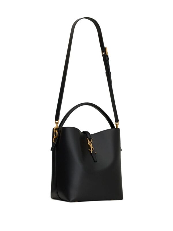 19361054_53654716_1000.jpg Saint Laurent Catherin logo-plaque leather bag