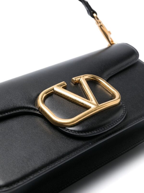 19446385_43454596_1000.jpg Valentino Garavani Locò leather shoulder bag