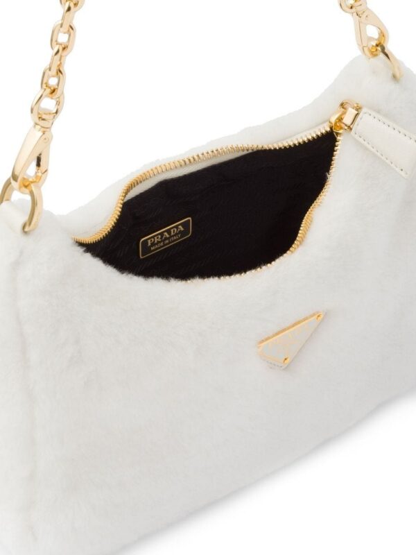 19468581_43432688_1000.jpg Prada Re-Edition shearling mini bag