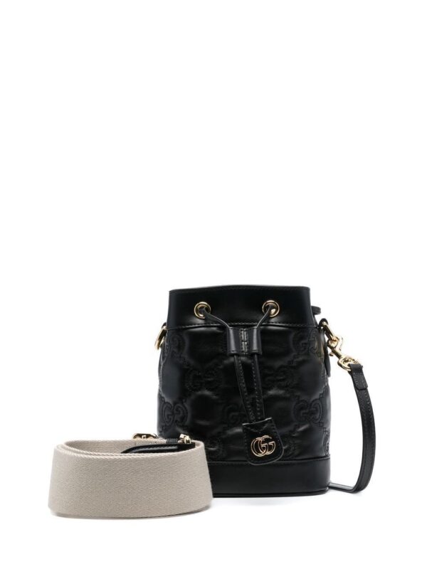 19555647_52880857_1000.jpg Gucci GG matelassé bucket bag