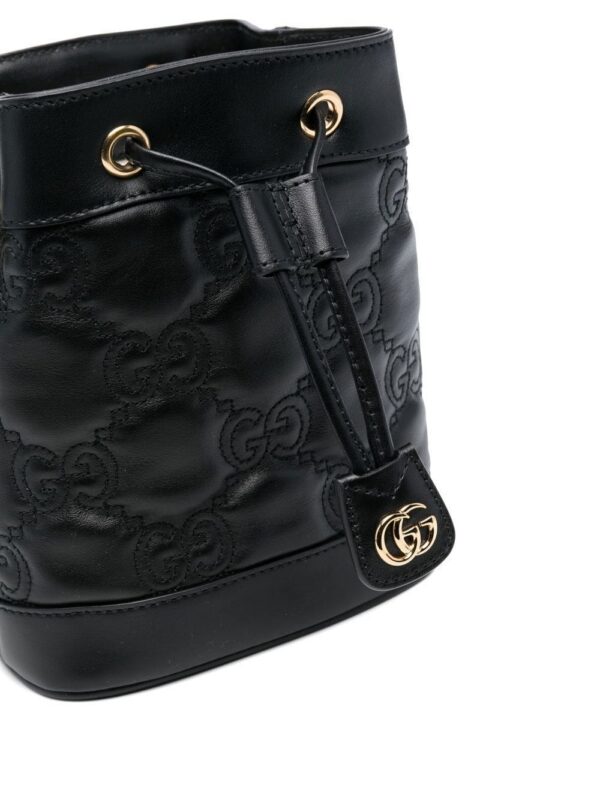 19555647_52880861_1000.jpg Gucci GG matelassé bucket bag