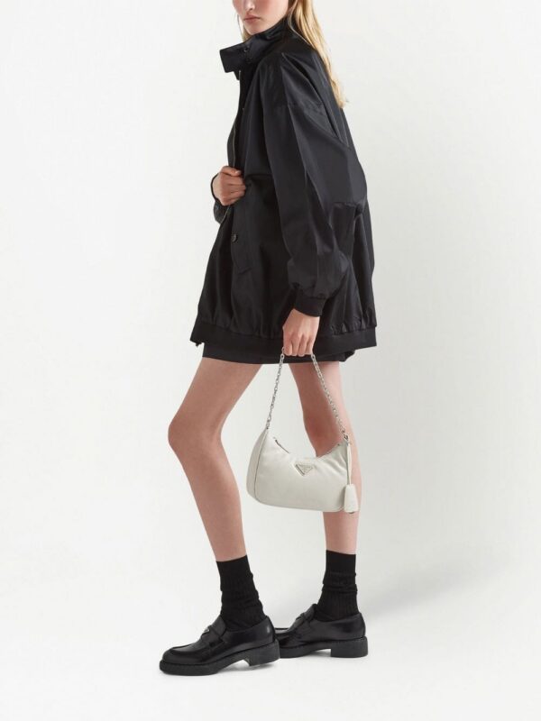 19661943_43929743_1000.jpg Prada Re-Edition 2005 padded leather shoulder bag