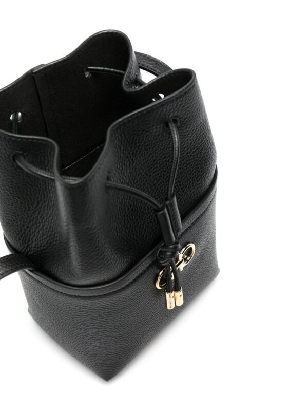 19722127_44160965_1000.jpg Ferragamo logo-plaque leather bucket bag
