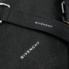 19809386_44436775_1000.jpg Givenchy grained-leather shoulder bag