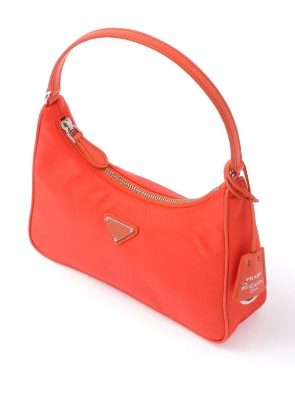 19858185_44445992_1000.jpg Prada Re-Edition 2005 Re-Nylon mini bag