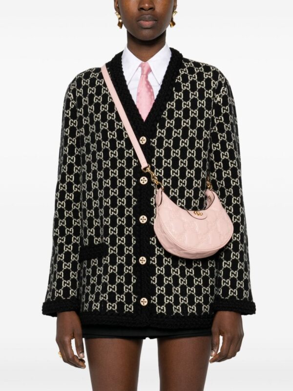 20105825_53173775_1000.jpg Gucci mini GG matelassé shoulder bag
