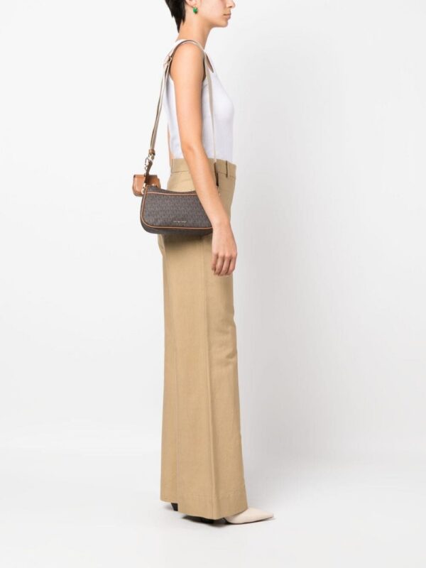 20121664_50027507_1000.jpg Michael Michael Kors monogram-pattern crossbody bag