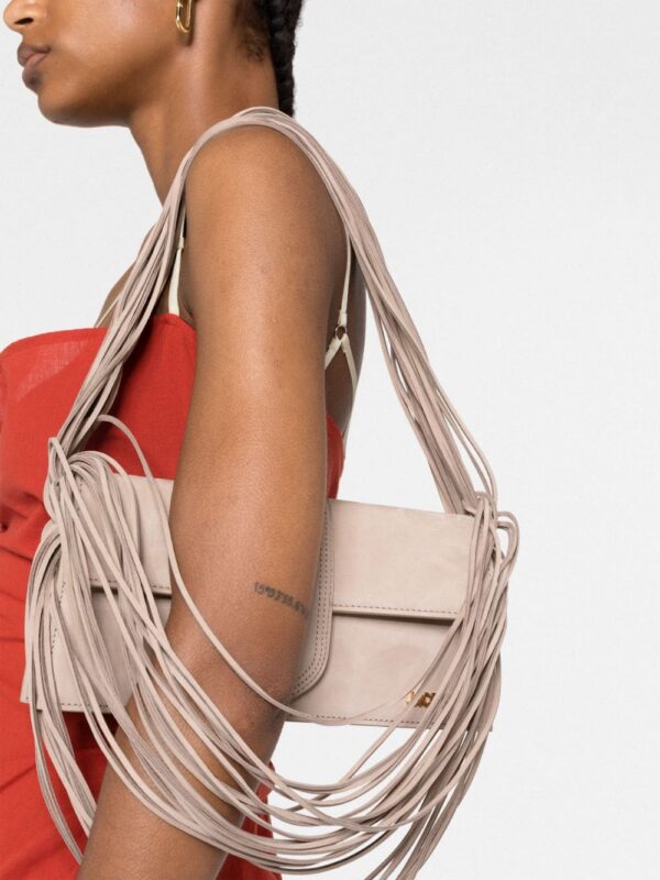 20153207_50106594_1000.jpg Jacquemus Le Bambino long Ficiu shoulder bag