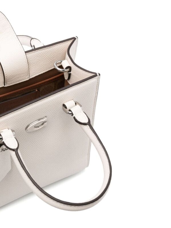 20205484_50368629_1000.jpg Coach logo plaque tote bag