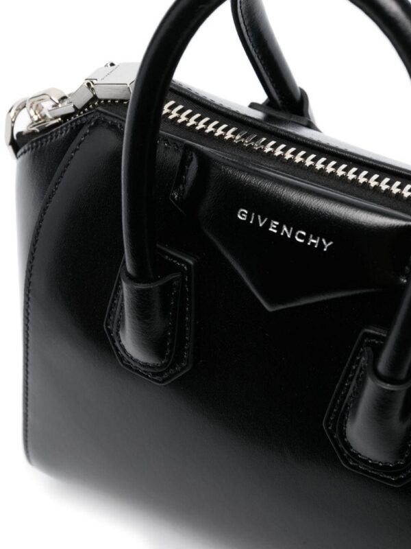 20271622_50424798_1000.jpg Givenchy Antigona logo-lettering tote bag