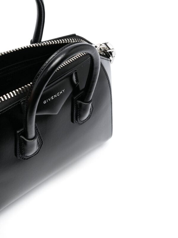 20271622_50424804_1000.jpg Givenchy Antigona logo-lettering tote bag