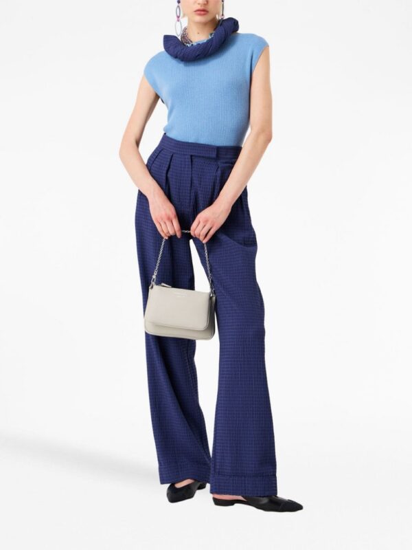 20656378_51130151_1000.jpg Emporio Armani debossed-logo mini bag