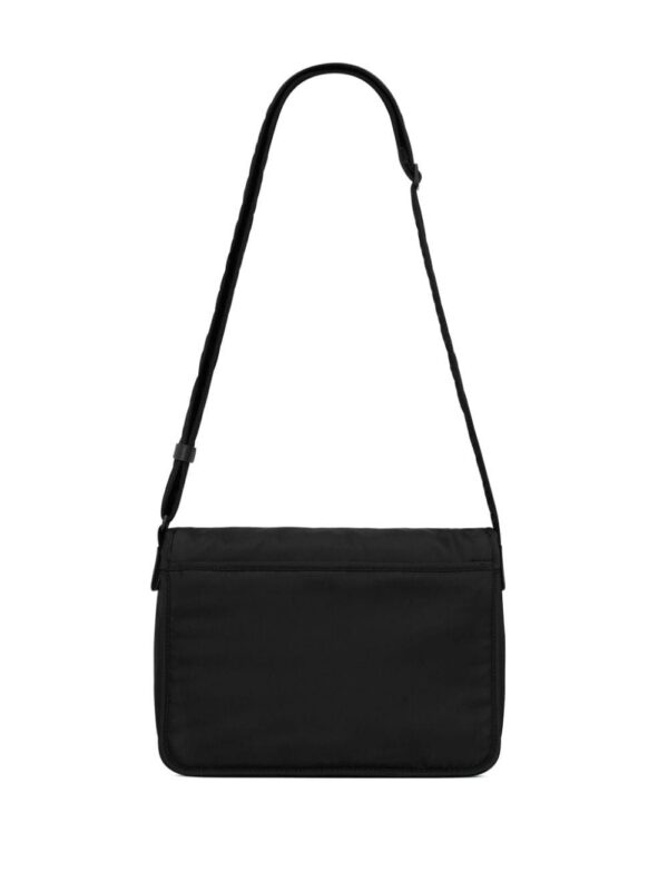 20699181_53691482_1000.jpg Saint Laurent Niki YSL-plaque camera bag
