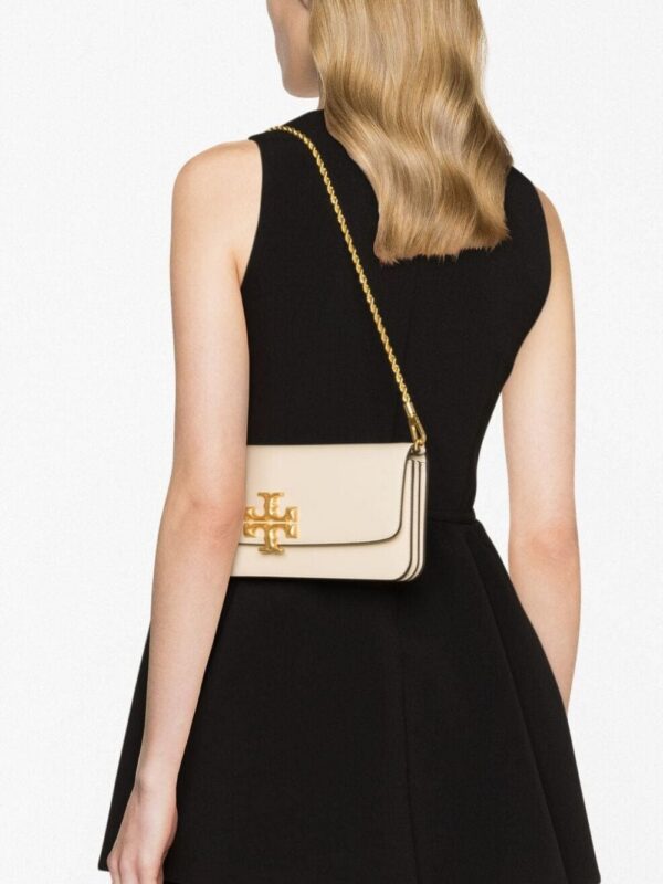 20700983_50668964_1000.jpg Tory Burch Eleanor leather clutch bag
