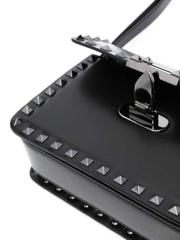 20806275_50711457_1000.jpg Valentino Garavani small Rockstud23 leather shoulder bag