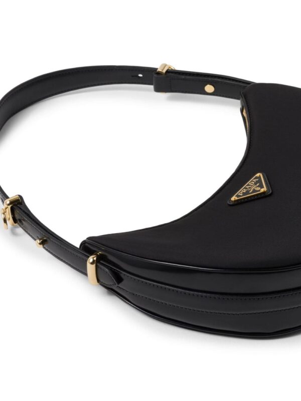 20810243_50753878_1000.jpg Prada Arqué Re-Nylon shoulder bag