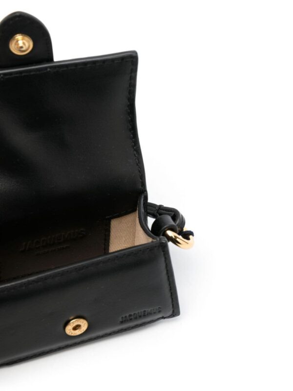 20909028_50970141_1000.jpg Jacquemus Le Porte Bambino AirPods case