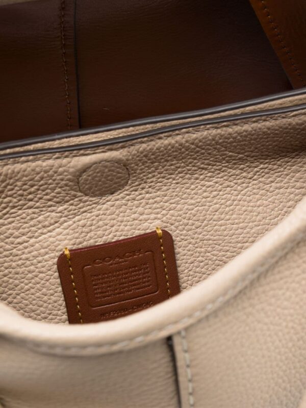 20948445_50965083_1000.jpg Coach Lana pebbled-leather tote bag