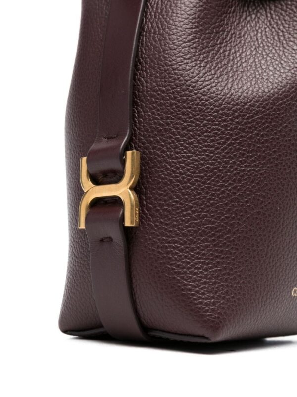 21010904_51100838_1000.jpg Chloé mini Marcie leather bucket bag