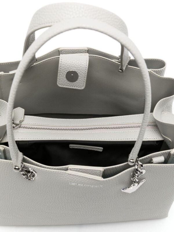 21031290_51595306_1000.jpg Emporio Armani Palmellato logo-charm tote bag