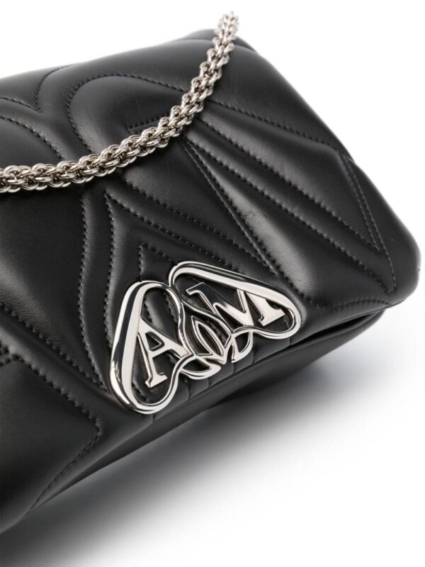 21235818_51164206_1000.jpg Alexander McQueen small The Seal shoulder bag