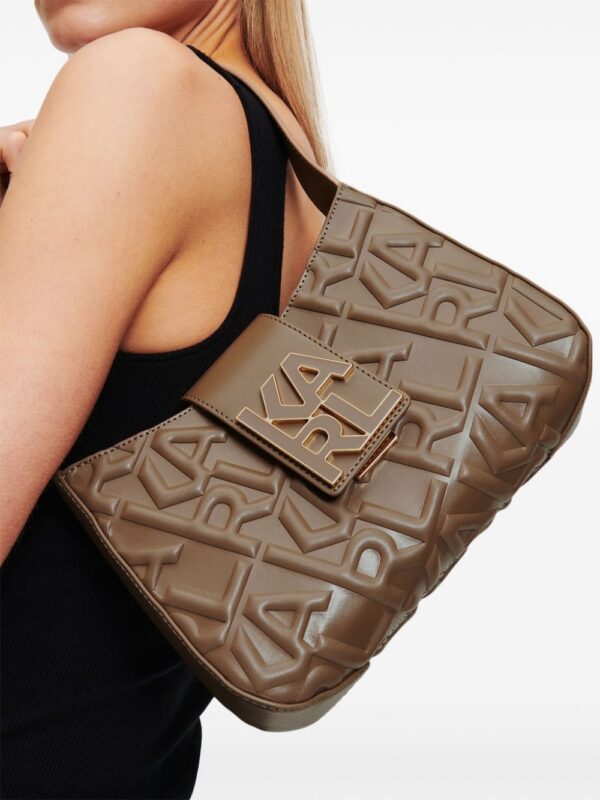 21539313_53449352_1000.jpg Karl Lagerfeld logo-embossed leather shoulder bag