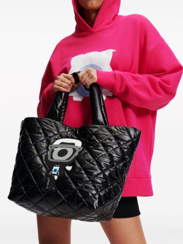 21539411_52476765_1000.jpg Karl Lagerfeld x Darcel Disappoints quilted tote bag