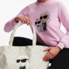 21540243_52477223_1000.jpg Karl Lagerfeld Ikonik monogram-print tote bag