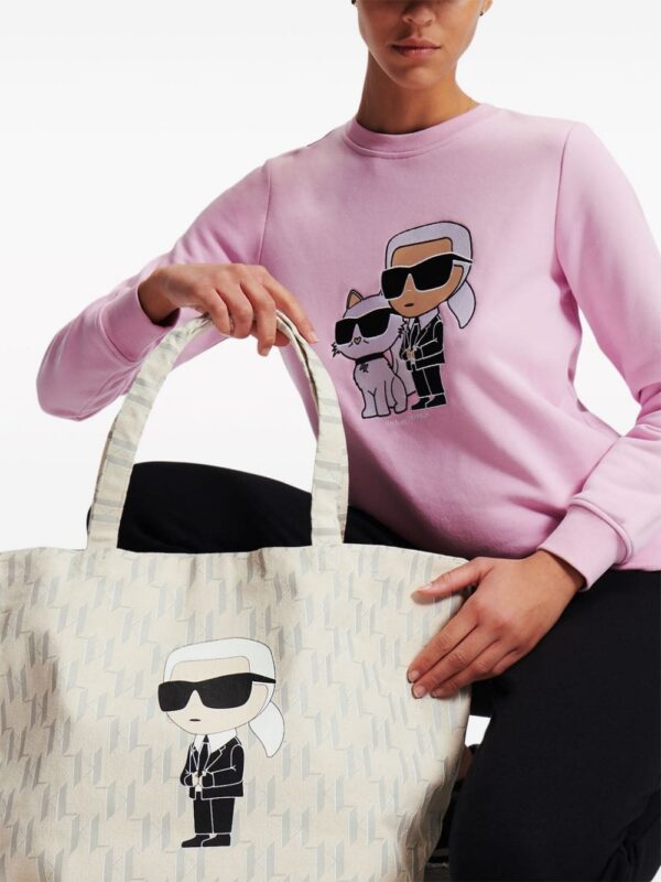 21540243_52477223_1000.jpg Karl Lagerfeld Ikonik monogram-print tote bag