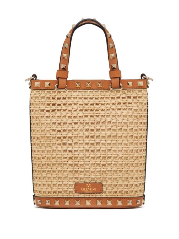 21676720_52022067_1000.jpg Valentino Garavani mini Rockstud raffia shoulder bag
