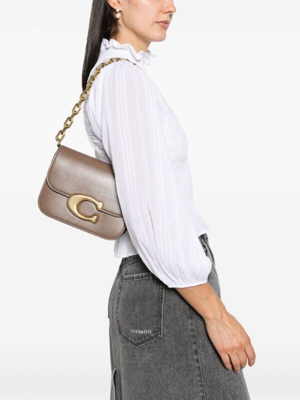 21691370_51656587_1000.jpg Coach Idol logo-plaque leather shoulder bag