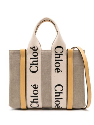 21748170_52256651_1000.jpg Chloé small Woody panelled leather bag