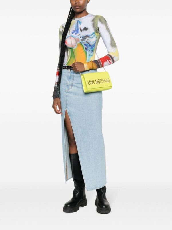 21773670_51656751_1000.jpg Love Moschino logo-lettering shoulder bag