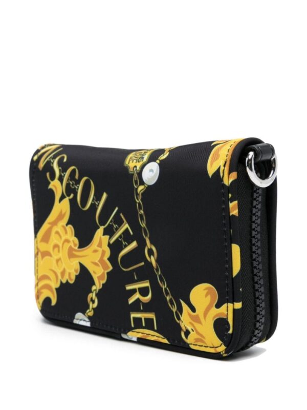 21822976_51677388_1000.jpg Versace Jeans Couture Barocco-print logo-lettering crossbody bag