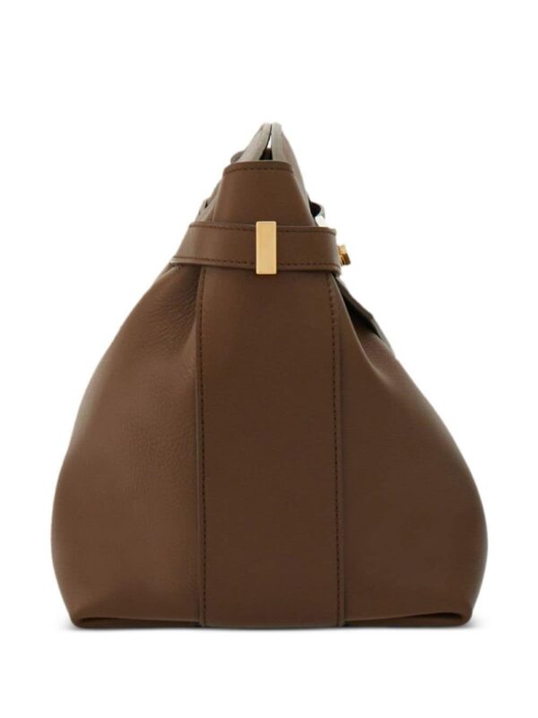 21832372_52080208_1000.jpg Ferragamo Gancini-plaque leather clutch bag