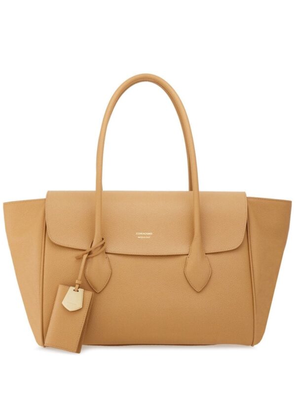 21832425_52500097_1000.jpg Ferragamo logo-tag leather tote bag