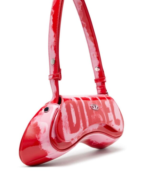 21897758_51935290_1000.jpg Diesel Play logo-print crossbody bag