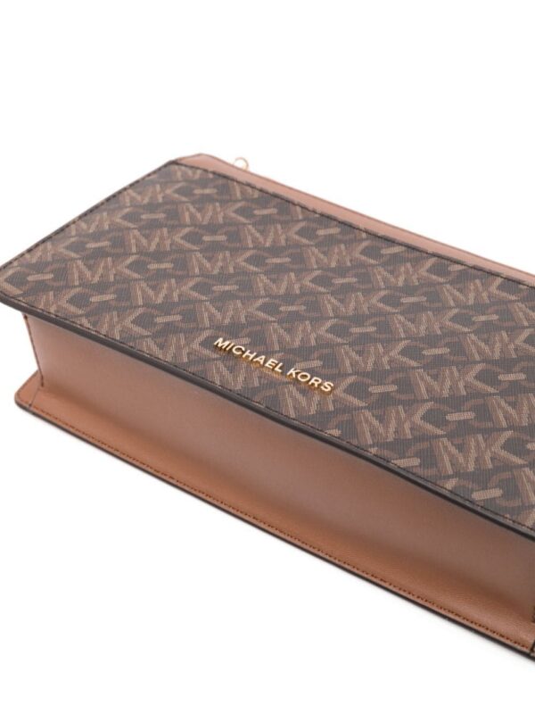 22083589_51957185_1000.jpg Michael Kors monogrammed leather crossbody bag