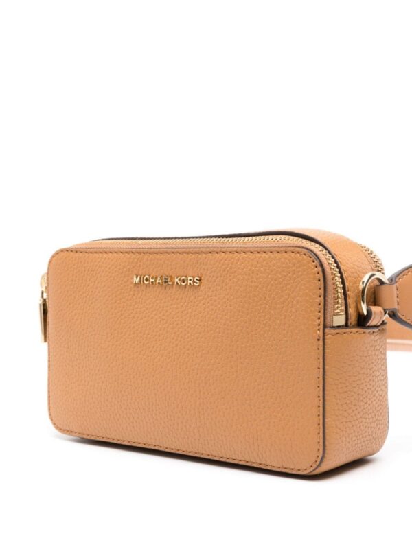 22094457_51930329_1000.jpg Michael Michael Kors Jet Set chain-link leather crossbody bag